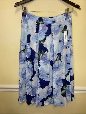 Tahari Navy and Light Blue Floral A-Line Skirt
